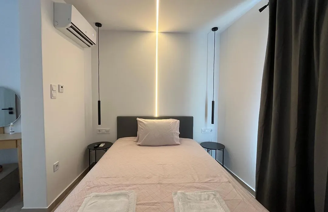Central -Iii- Room-1
